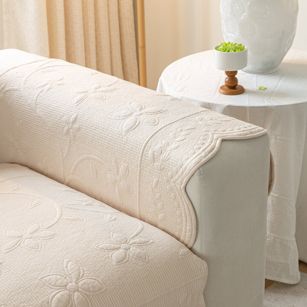 Slipcover KAS™ Floral Cotton Quilted Sofa Cover, Non-Slip Couch Protector with Scalloped Edges