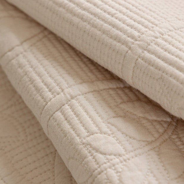 Slipcover KAS™ Floral Cotton Quilted Sofa Cover, Non-Slip Couch Protector with Scalloped Edges