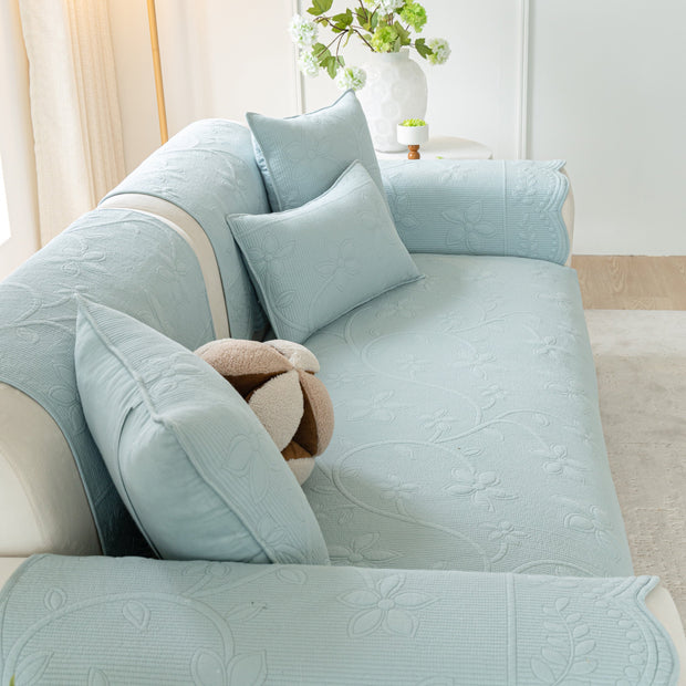 Slipcover KAS™ Floral Cotton Quilted Sofa Cover, Non-Slip Couch Protector with Scalloped Edges