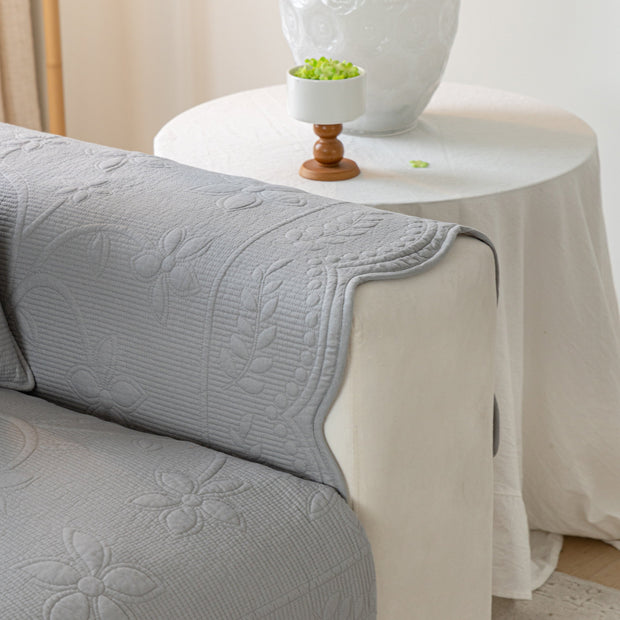 Slipcover KAS™ Floral Cotton Quilted Sofa Cover, Non-Slip Couch Protector with Scalloped Edges