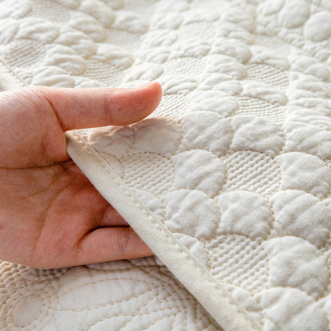 Slipcover KAS™ Cotton Quilted Sofa Cover, Non-Slip Couch Protector Fits Backrest, Seat & Armrest