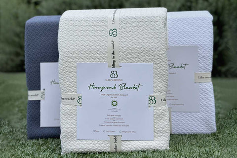 Sleep & Beyond 100% Organic Cotton Honeycomb Jacquard Blanket
