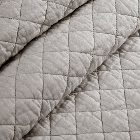 LushDecor Ava Diamond Oversized Cotton Quilt Set
