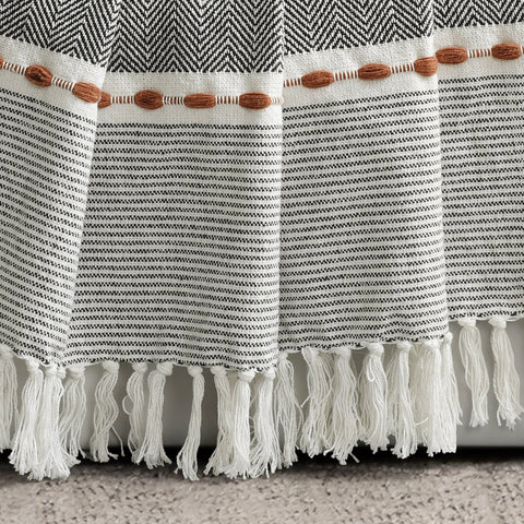 Lush Décor Herringbone Stripe Yarn Dyed Cotton Woven Tassel Throw