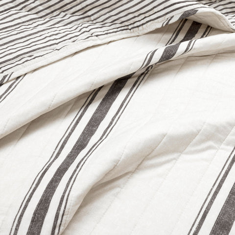 Lush Décor Farmhouse Stripe Reversible Cotton Quilt Set