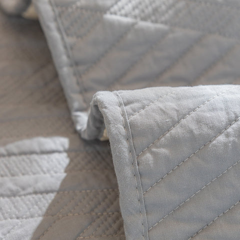 Slipcover KAS™ Quilted Geometric Cotton Sofa Cover, Non-Slip & Thick Padded Furniture Covers