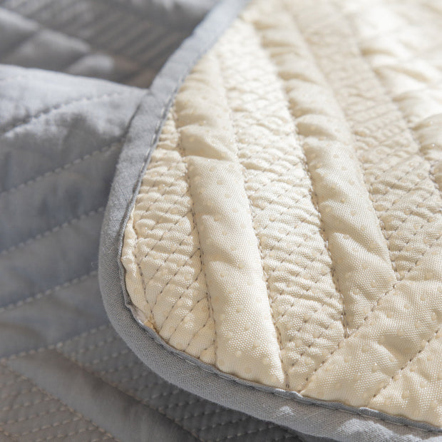 Slipcover KAS™ Quilted Geometric Cotton Sofa Cover, Non-Slip & Thick Padded Furniture Covers