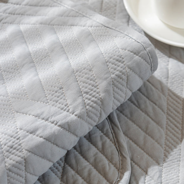 Slipcover KAS™ Quilted Geometric Cotton Sofa Cover, Non-Slip & Thick Padded Furniture Covers