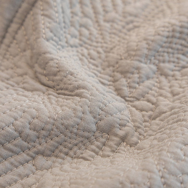 Slipcover KAS™ Baroque Sofa Cover – Quilted Cotton, Non-Slip, Washable with Ornate Embroidery