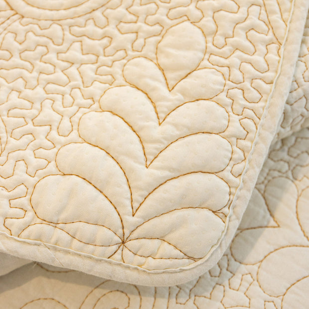 Slipcover KAS™ Baroque Floral Quilted Cotton Sofa Cover, Non-Slip Washable Couch Protector