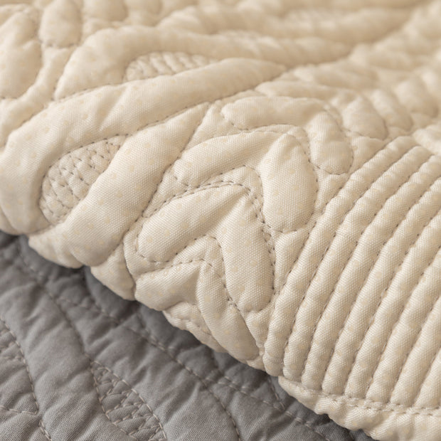 Slipcover KAS™ Geometric Textured Cotton Quilted Sofa Cover, Non-Slip Washable Couch Protector