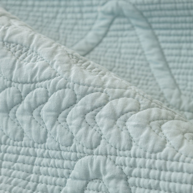 Slipcover KAS™ Geometric Textured Cotton Quilted Sofa Cover, Non-Slip Washable Couch Protector