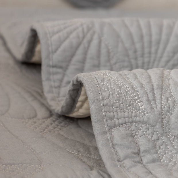 Slipcover KAS™ Embossed Leaf Cotton Quilted Sofa Cover Non-Slip Couch Protector with Thick Padding