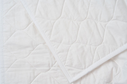 American Blossom Linens Cotton Quilted Bedspread