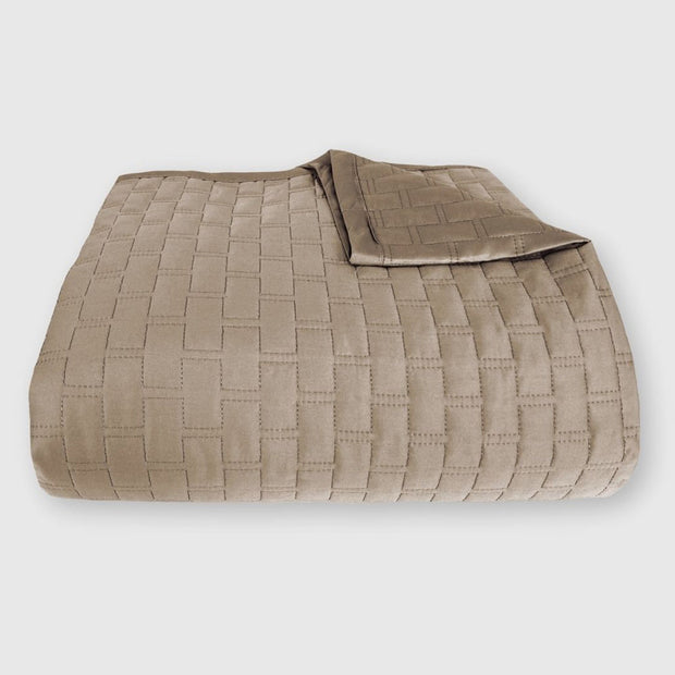 BedVoyage Luxury 100% Viscose from Bamboo Quilted Coverlet - Champagne