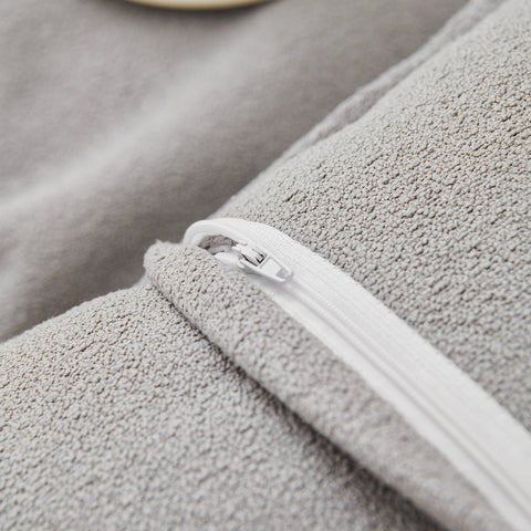 Slipcover KAS™ Extra Large Waterproof Non Slip Sofa Cover Blanket, Furniture Covers for Pets, Cozy Couch Protector