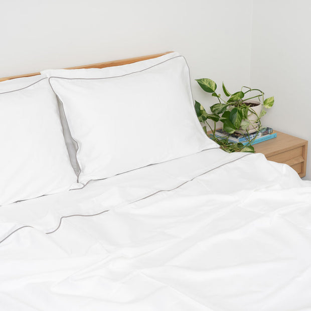 Homebird Piped Organic Cotton Sateen Flat Sheet