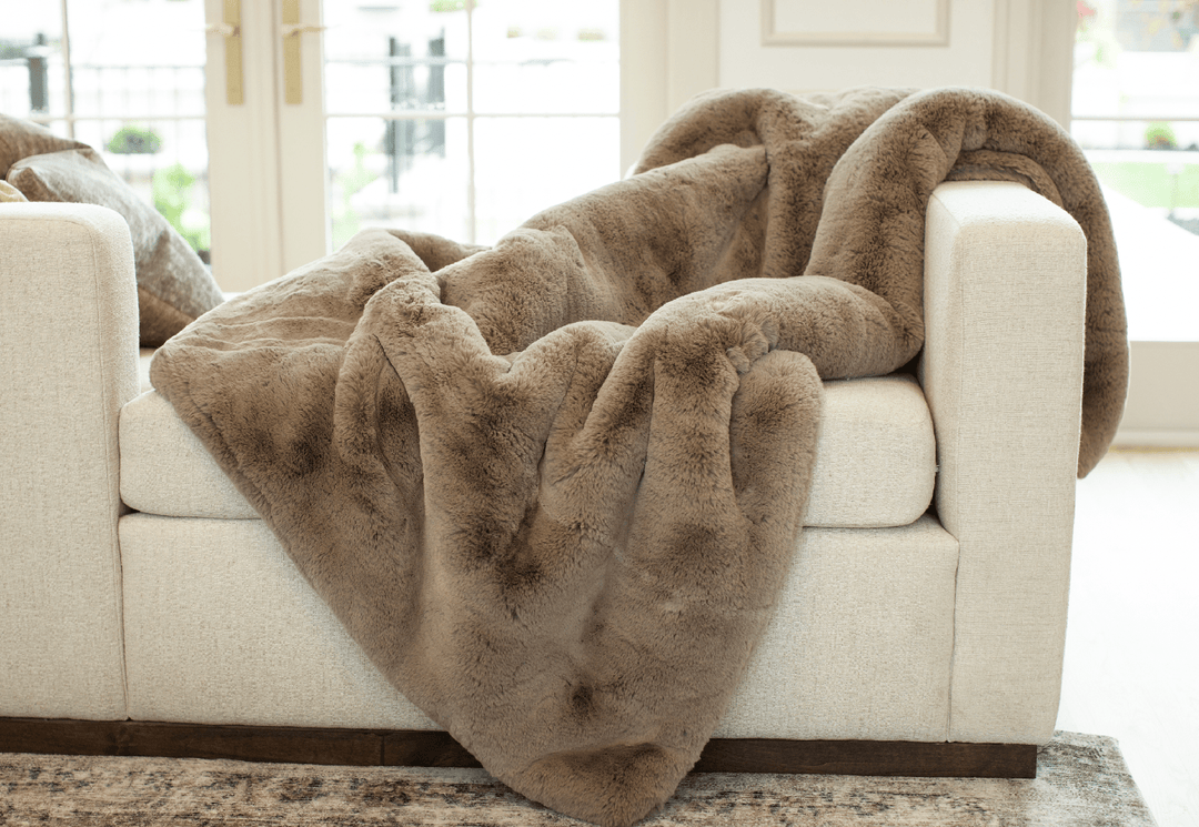 Cozy Earth Cuddle Blanket | Natural Linens