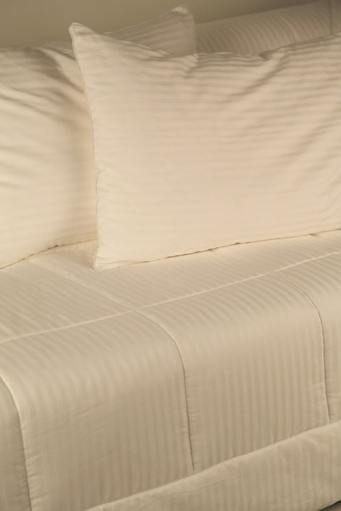 kumi kookoon Silk Filled Cotton Comforter - Natural Linens
